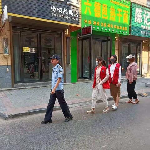 金耀街道前锋社区网格员协助社区开展食品消防安全隐患排查