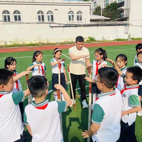 向阳而生  绽放精彩——莲都区人民路小学第二届心理健康活动月之素质拓展活动
