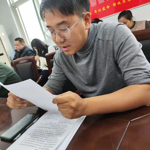 学习习近平总书记重要讲话                             ——十二月主题党日活动