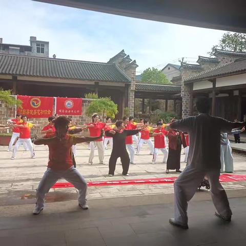 顺昌县老年大学开展“健身气功助力乡村振兴”志愿活动