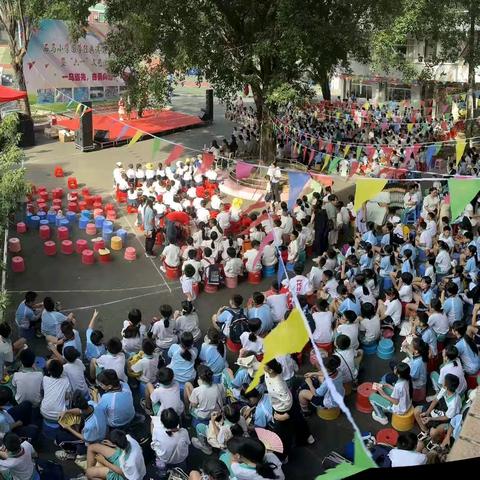 “笠翁对韵永流传，童心诵读展华章”——石马小学2024年迎“六一”国学经典诵读大赛