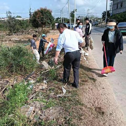 抱罗镇开展了“迎新春”周末大扫除活动