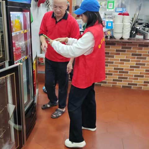 福祥社区开展餐饮店消防安全宣传检查