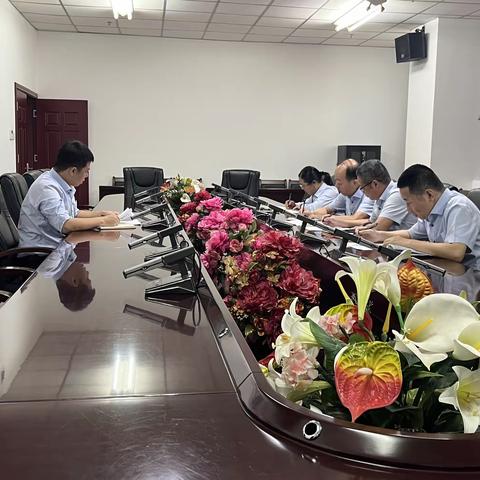莆田分行第二联合党支部组织召开十月份专题学习会