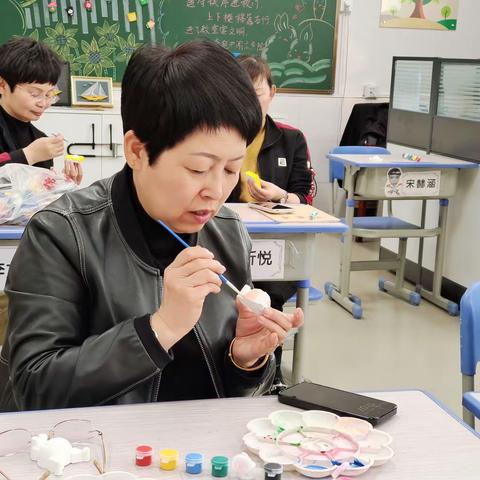 “笔尖绘梦，拾趣斑斓”--施雯工作室开展DIY石膏彩绘活动