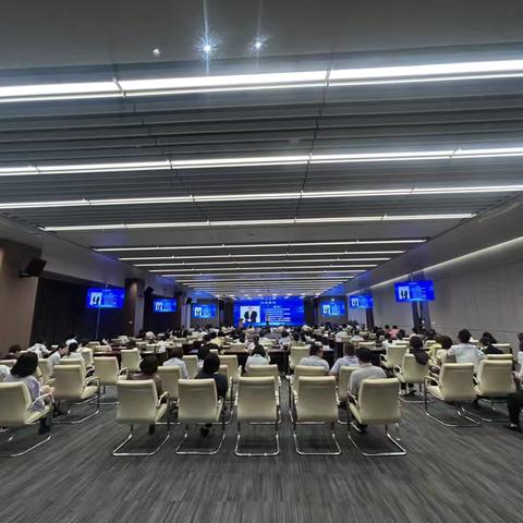 辽宁省分行协同建信人寿辽宁省分公司成功举办《2025年度中期经济形势研判与展望》投资报告会