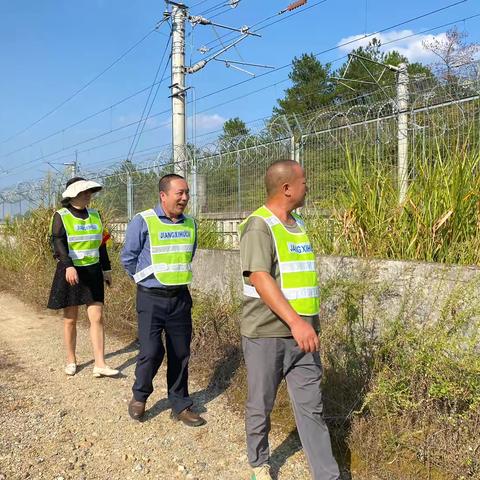 南丰县洽湾镇护路办开展安全隐患排查行动