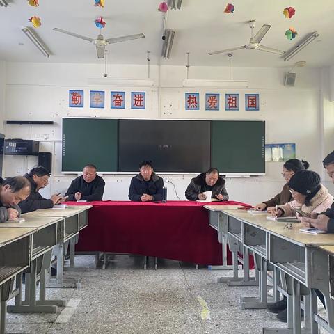 敬安镇新安集小学学习雷锋主题活动