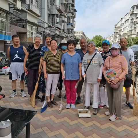 上地街道东馨园社区开展城市清洁日活动