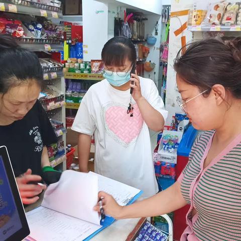 【徐家湾街道红光社区】红光社区再次对商户逐一排查消防安全隐患