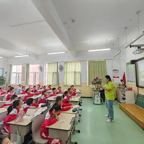 绿色守望  林韵飘香——东师附中实验小学三年组科普开放日劳动实践研学