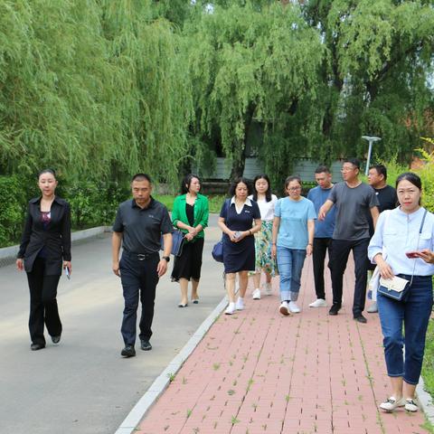 长春市思源志愿者协会对长春市第二十三中学贫困学生捐助仪式纪实