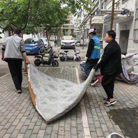 【梅园社区】“五星”创建作引领 凝心聚力助创卫