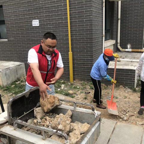 【近悦远来 活力双山】共建美好环境，共筑文明生活。