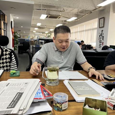 建筑景观所党支部传达我院«推进党纪学习教育暨重点区域详细规划编制工作“百日会战”动员会»精神传达支部会