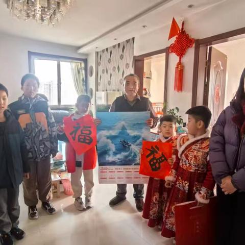 【水晶卡芭拉社区退役军人服务站】 春联映初心 海报敬军魂——社区新春慰问退役军人暖人心