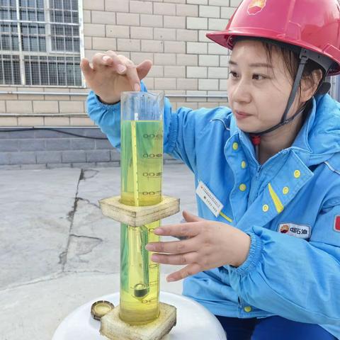 克拉玛依公司苑泉加油站聚焦“3.15”在行动