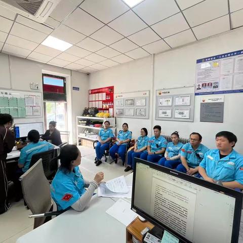 克拉玛依公司中心加油站：精管细耕强营销 实干攻坚超额完成季度任务