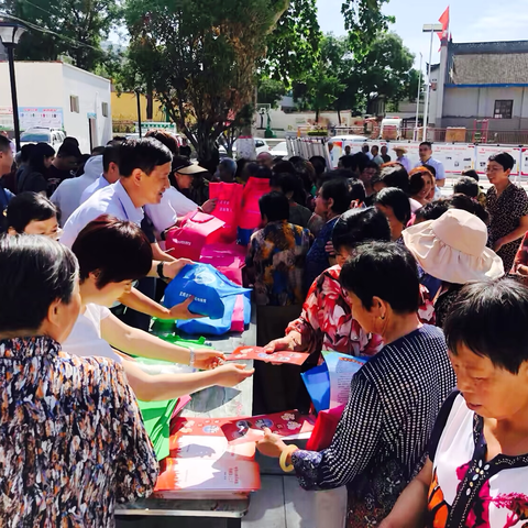 陈仓区档案馆“四级联动”开展第十七个国际档案日宣传活动