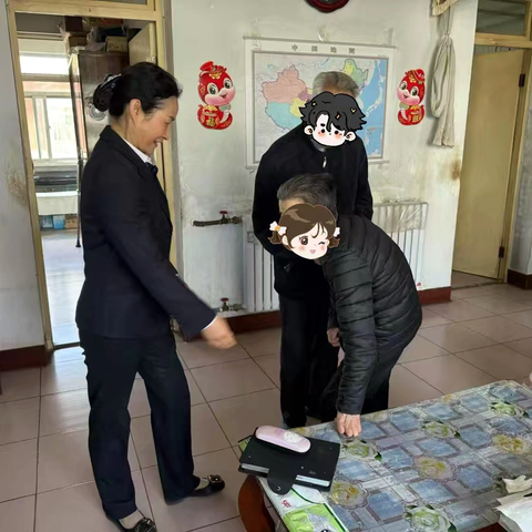 陇县农商银行城关镇支行暖心上门服务 为老人解决密码重置难题