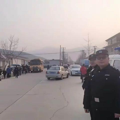 警校携手，为爱护航——东旧寨镇警校联合执勤篇