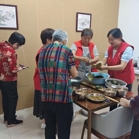 山城路街道山城西巷社区喜迎端午开展“党建引领促共建，端午粽情聚民心”主题活动