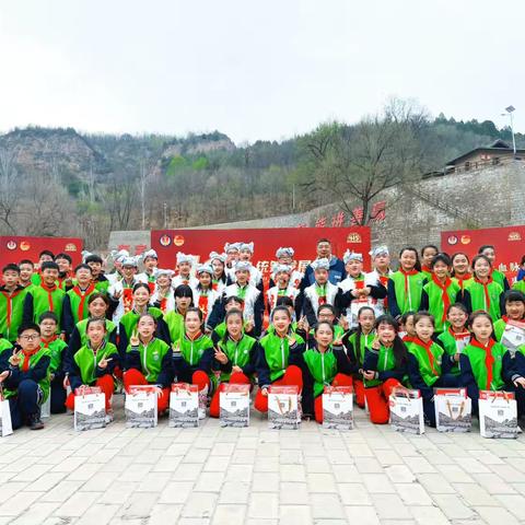 追寻隐蔽战线足迹 筑牢国家安全防线——柳林小学师生“延安时期隐蔽战线”红色主题教育及国家安全教育思政研学活动