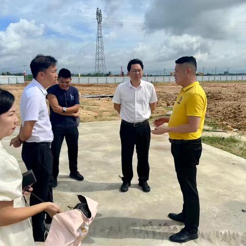 张贤良副县长到文罗产业园区实地走访现场办公