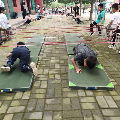 【关爱学生  幸福成长】“童真童趣，欢度六一 ”  ——鸡泽县浮图店学区西柳小学六一儿童节趣味运动会