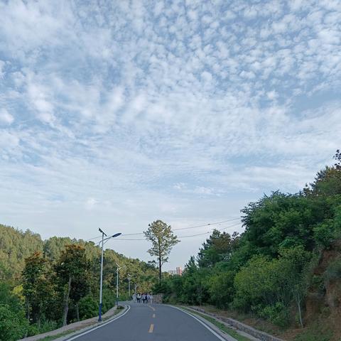 【城关五小·远足】脚步丈量生命精彩，意志谱写青春辉煌——六年级远足纪实