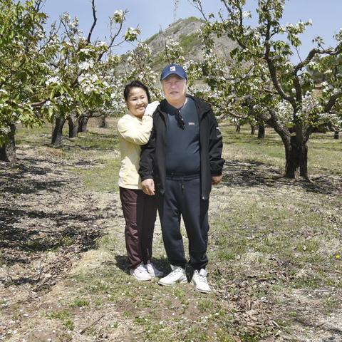 5月8日与摄影协会组织苹果梨果园拍摄纪念