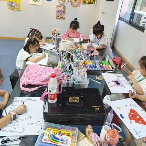 涂鸦五六班《奇幻蘑菇屋》第一课