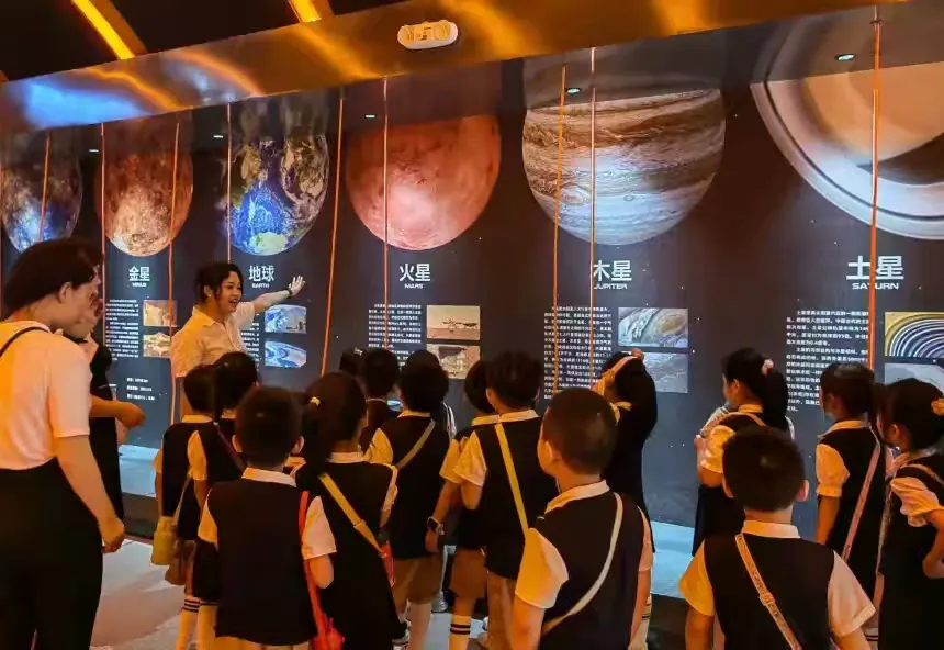 简篇-豫见宇宙·探索星辰|航天研学