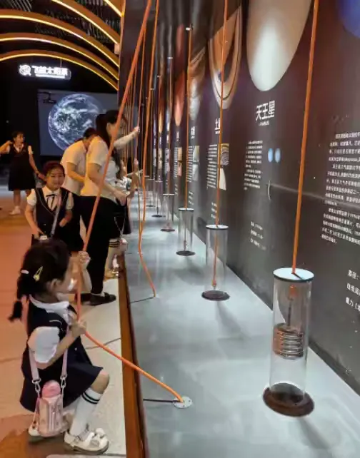 简篇-豫见宇宙·探索星辰|航天研学