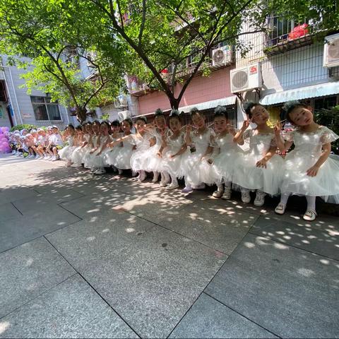 重庆两江新区新蓓蕾幼儿园中四班🏠五月精彩瞬间剪影🌸🌸🌸