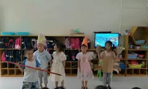 寨底启智幼儿园中班第二十周成长花絮——主题课《虾兵蟹将》