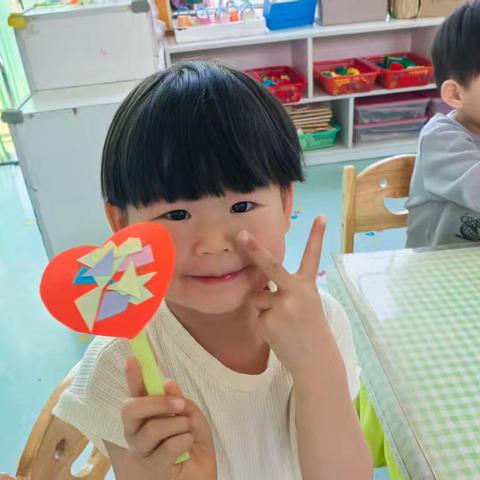感恩母亲，节日快乐！