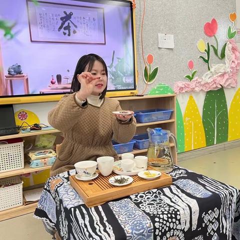 雨水品茶🍵