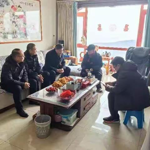 前行不忘耕耘者   殷殷祝福伴夕阳