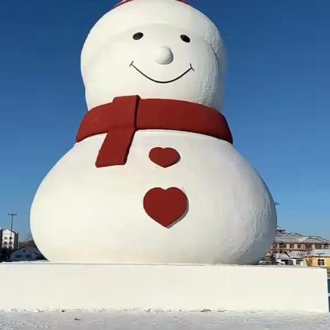 额市第一小学六年二班“冰雪奇缘”冰灯展