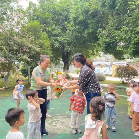 “躬耕教坛 强国有我”——绵竹市齐天学校庆祝第41个教师节活动