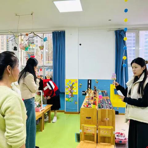 “区”动童年，“域”见美好——东港区第四小学幼儿园区域观摩交流活动