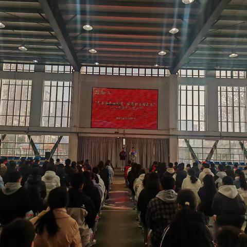 新密市金凤路初级中学离队入团仪式
