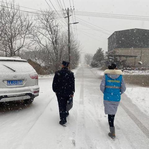 冰天雪地“冬意寒”，温情调解“情回暖”