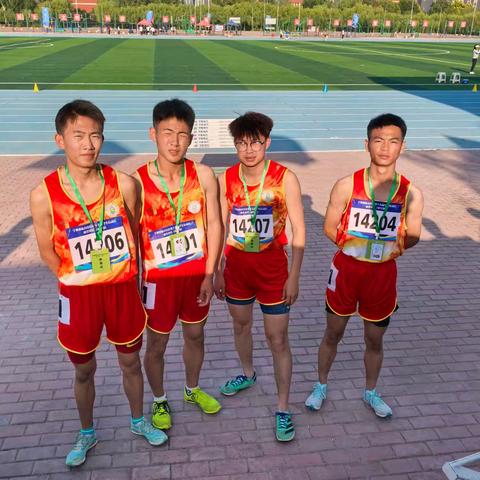 隆德县高级中学参加宁夏回族自治区第十五届学生运动会高中组7月9日下午成绩捷报：