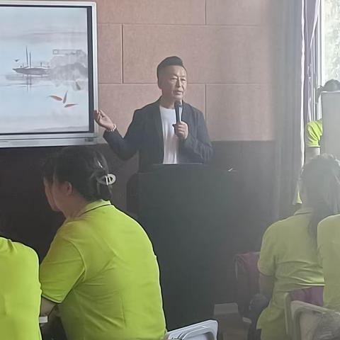 是什么让龙馨团队如此强大？揭秘龙馨团队的成长之路！