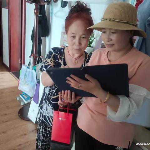 太西街道府秀社区开展劳动力调查入户工作