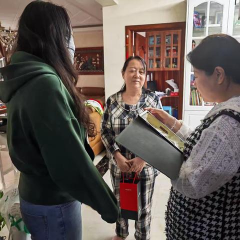 太西街道府秀社区开展劳动力调查入户工作