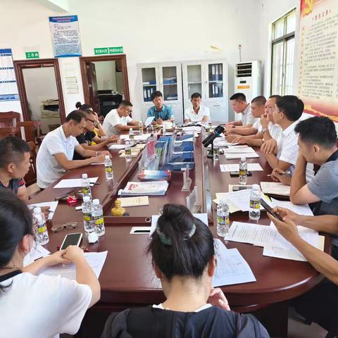 茂山村委会“两热”防控活动有序开展