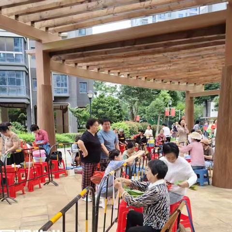 “童趣六一，粽享端午”社区主题活动圆满举办